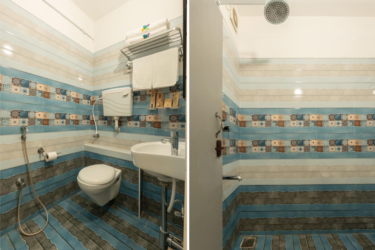 Deluxe Maple Room – Private Bathroom with Blue Heritage Tiles | Bonne Chance Heritage Residence, Puducherry