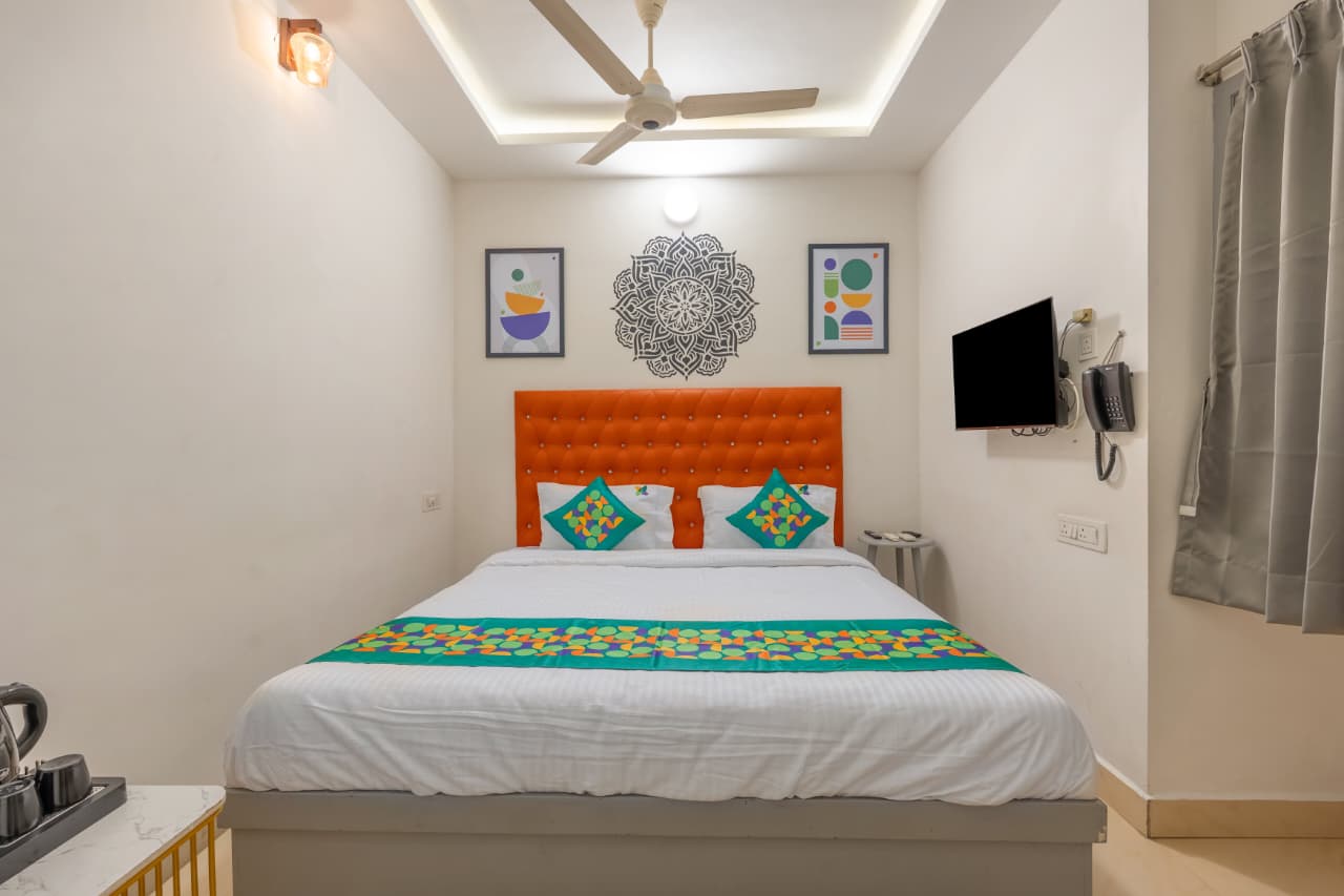 Standard Oak Room – Double Bed with Tufted Orange Headboard | Bonne Chance Heritage Residence, Puducherry
